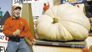 【转帖】美国农民种出692公斤世界最重南瓜