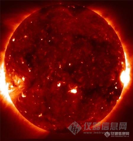 【资料】太阳可能是神秘暗物质粒子制造工厂