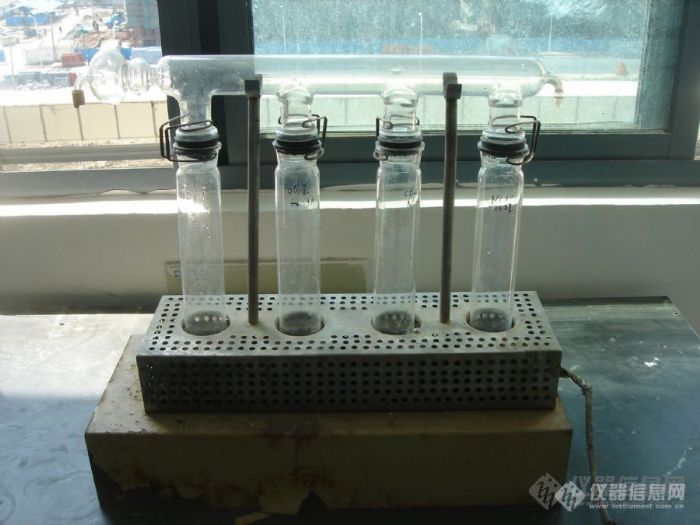 求购下图中实验室用玻璃的凯氏消化装置